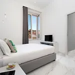 Appartement Piazza Tasso Max 1 *