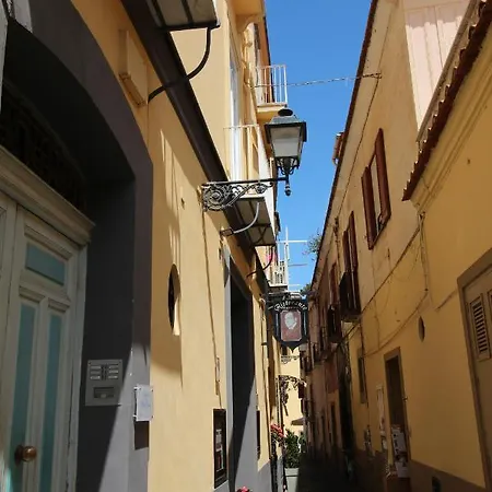 Piazza Tasso Max 1 Sorrento