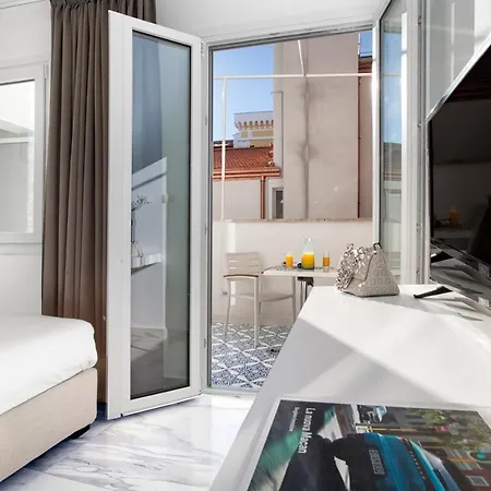 Piazza Tasso Max 1 Sorrento