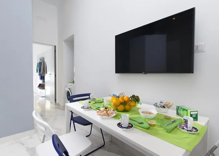 Piazza Tasso Max 1 *