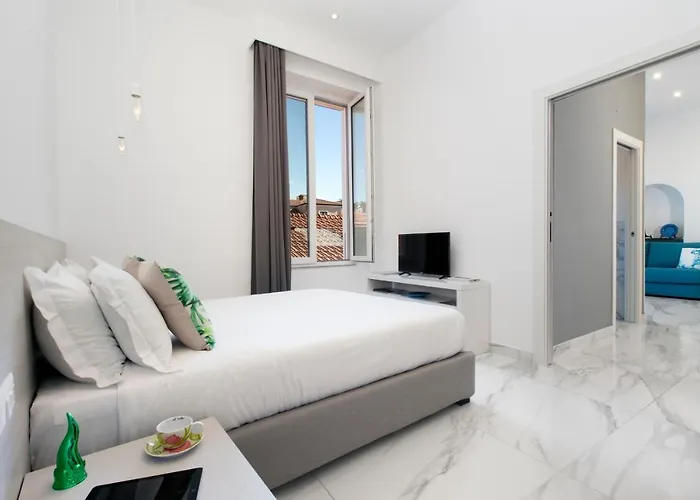 Διαμέρισμα Piazza Tasso Max 1 *