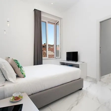 Apartamento Piazza Tasso Max 1 *