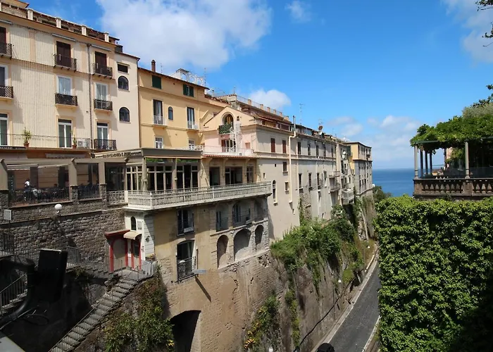 Daire Piazza Tasso Max 1 Sorrento